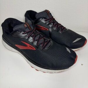 Brooks Adrenaline GTS 20 sneakers - men’s size 11.5 shoes
